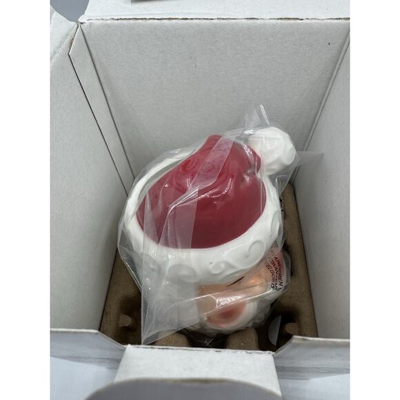 Scentsy Santa Mini Wax Warmer Wall Plug In Warmer Christmas New In BOX - Picture 4 of 5